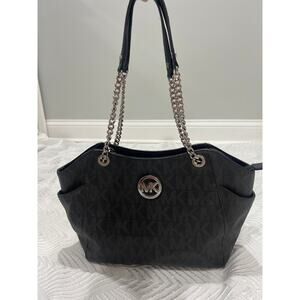 Michael Kors Brown Signature Coated Canvas And Leather Jet Set Travel
Chain Bag